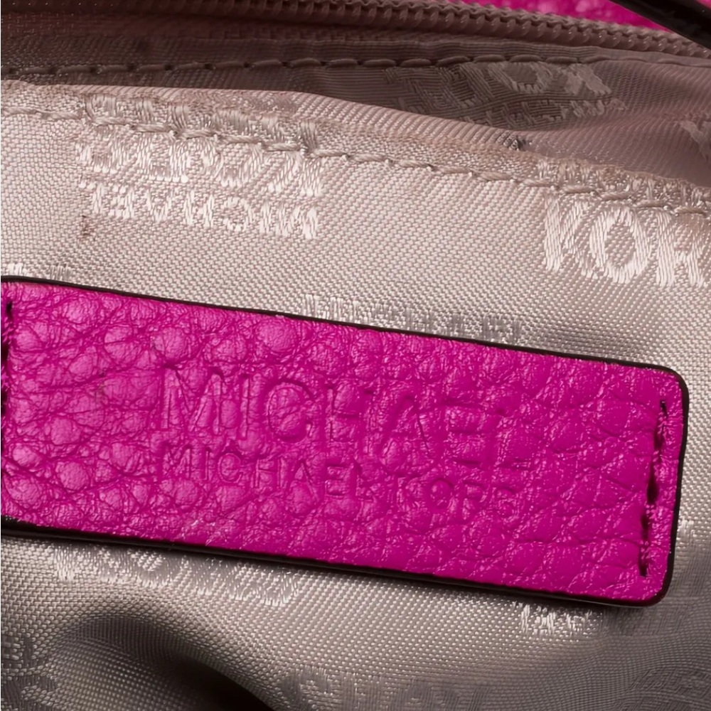 MICHAEL KORS Vintage Fenton Hot Pink, Genuine Leather, LIMITED-EDITION Gold NWOT - Picture 4 of 5